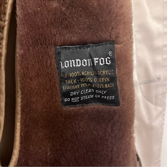 London Fog Classic Tan Trench Coat - Picture 5 of 12